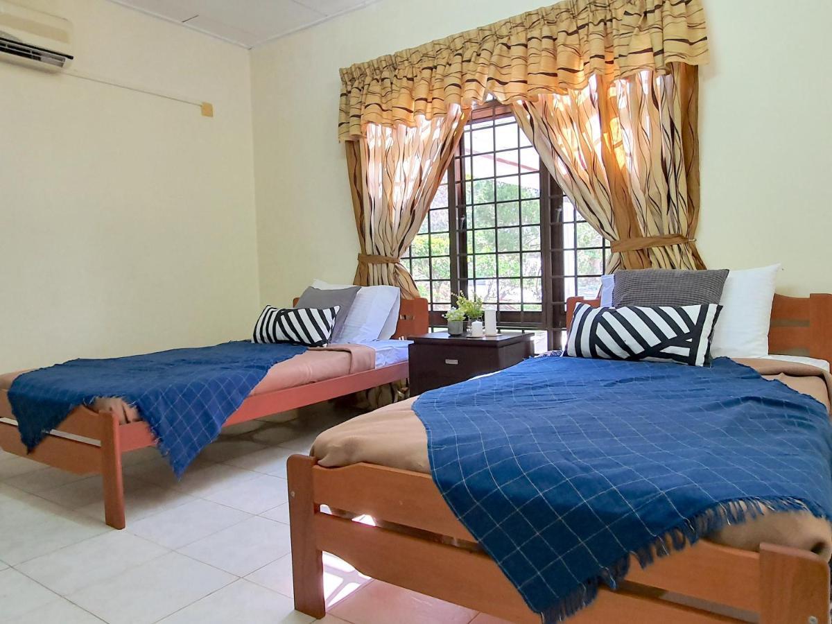 Melaka Afamosa Villa With Private Pool For 10 Pax ألور غاجا المظهر الخارجي الصورة