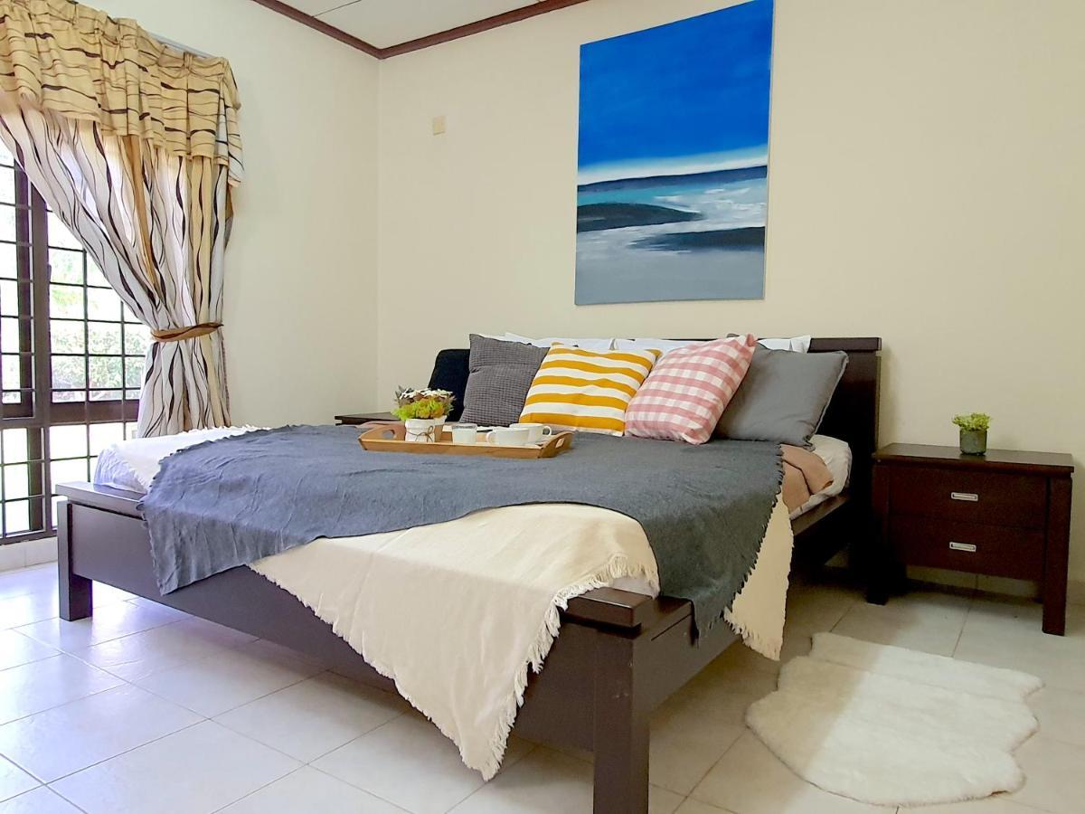 Melaka Afamosa Villa With Private Pool For 10 Pax ألور غاجا المظهر الخارجي الصورة