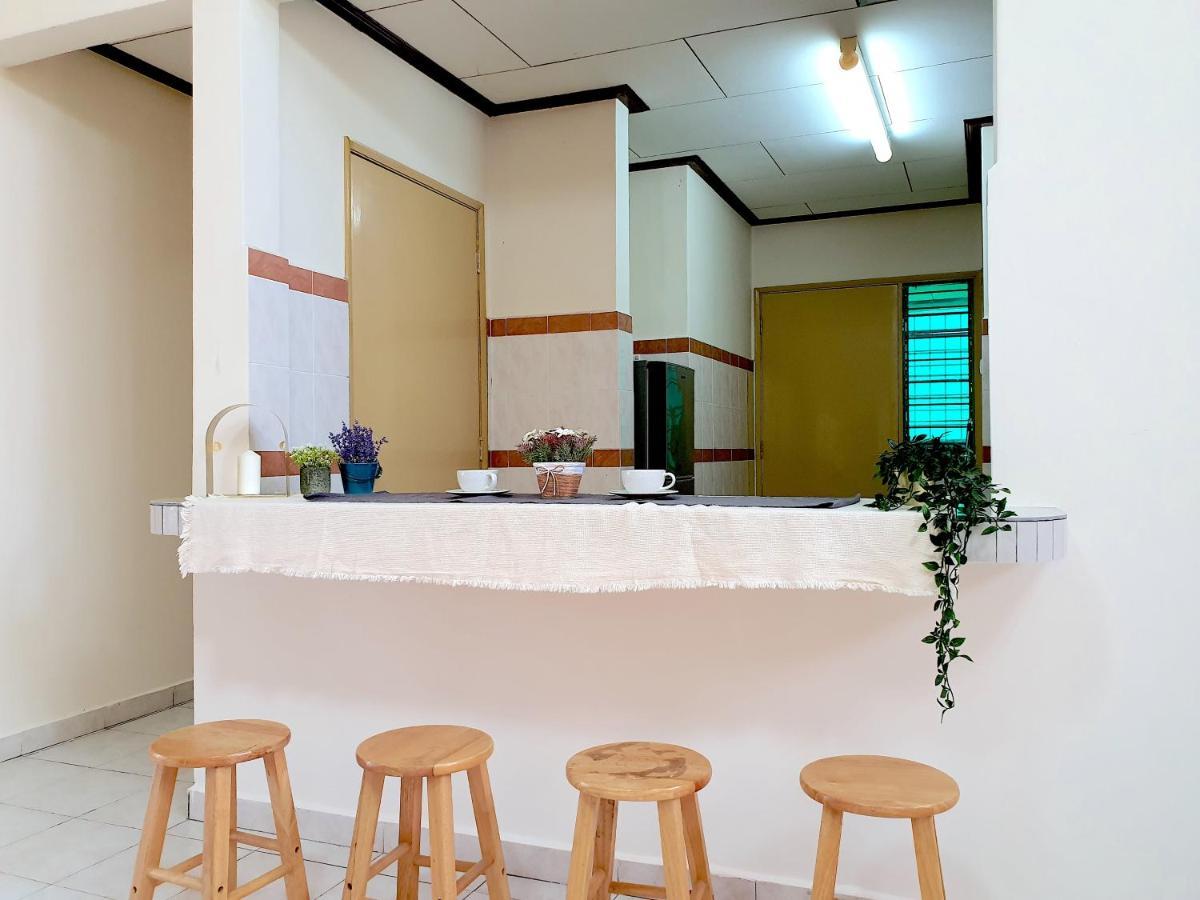 Melaka Afamosa Villa With Private Pool For 10 Pax ألور غاجا المظهر الخارجي الصورة
